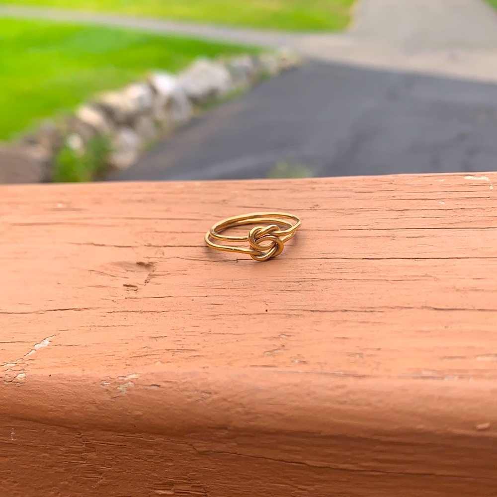 Double love knot ring